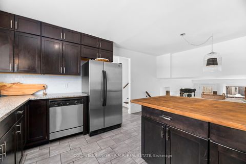 Photo 13 at 8 Charlbrook Avenue, Cundles East, Barrie