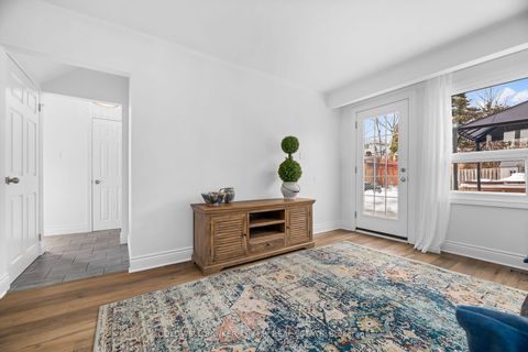 Photo 17 at 8 Charlbrook Avenue, Cundles East, Barrie