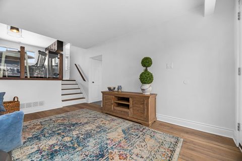 Photo 18 at 8 Charlbrook Avenue, Cundles East, Barrie