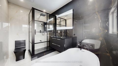 Photo 27 at 642 Sweetwater Crescent, Glenway Estates, Newmarket