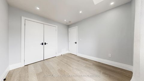 Photo 29 at 642 Sweetwater Crescent, Glenway Estates, Newmarket