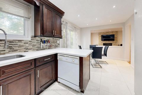 Photo 11 at 287 Manchester Drive, London, Newmarket