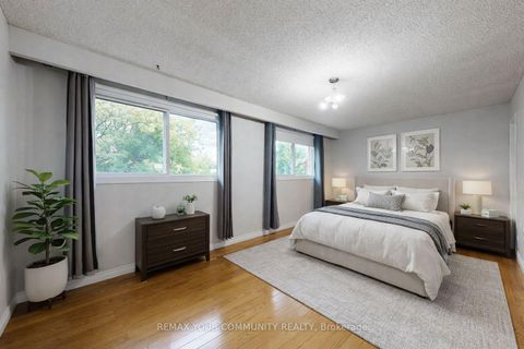 Photo 18 at 287 Manchester Drive, London, Newmarket