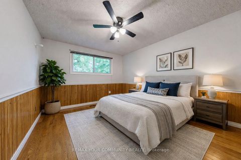 Photo 20 at 287 Manchester Drive, London, Newmarket