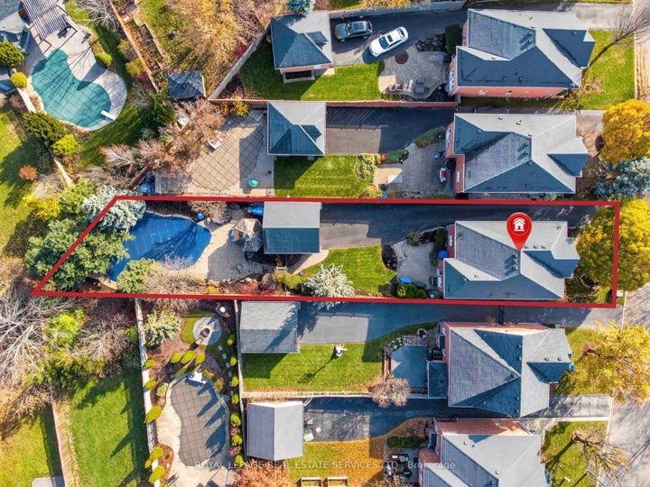 Photo 5 at 2393 Ennerdale Road, RO River Oaks, Oakville