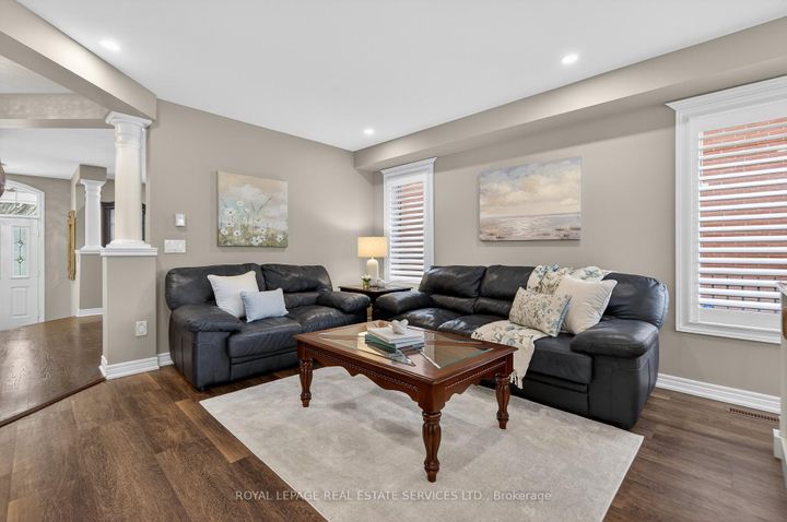 Photo 16 at 2393 Ennerdale Road, RO River Oaks, Oakville