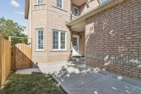 Photo 1 at 1 - 530 Driftcurrent Drive, Hurontario, Mississauga