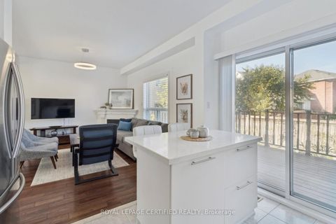 Photo 15 at 1 - 530 Driftcurrent Drive, Hurontario, Mississauga