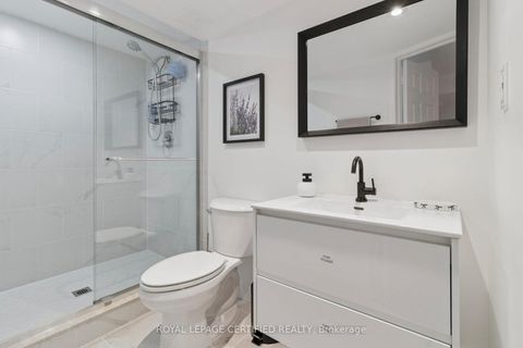 Photo 18 at 1 - 530 Driftcurrent Drive, Hurontario, Mississauga