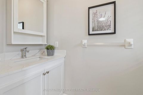 Photo 24 at 1 - 530 Driftcurrent Drive, Hurontario, Mississauga