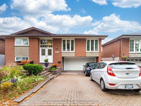Photo 0 at 7497 Middleshire Drive, Malton, Mississauga