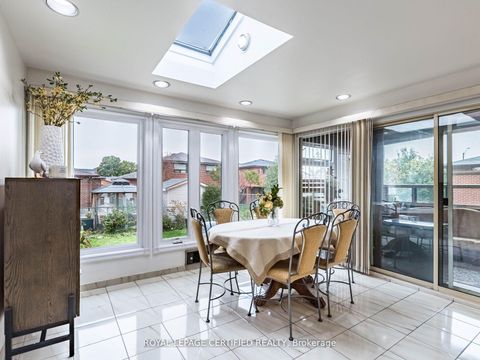 Photo 13 at 7497 Middleshire Drive, Malton, Mississauga