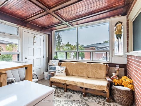 Photo 14 at 7497 Middleshire Drive, Malton, Mississauga