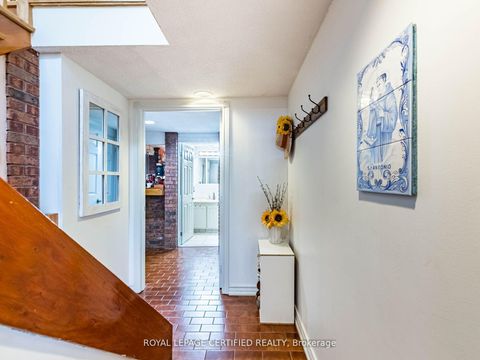 Photo 28 at 7497 Middleshire Drive, Malton, Mississauga