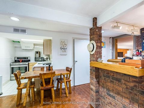 Photo 29 at 7497 Middleshire Drive, Malton, Mississauga