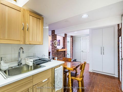 Photo 33 at 7497 Middleshire Drive, Malton, Mississauga