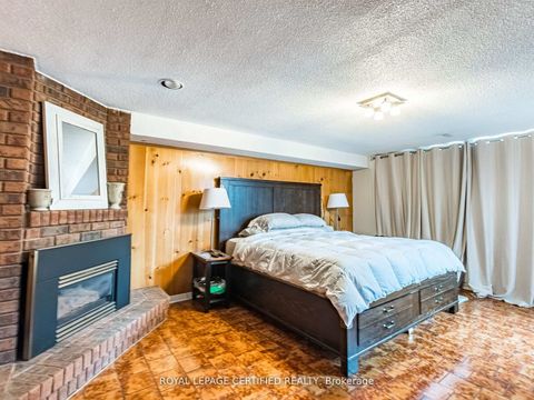 Photo 40 at 7497 Middleshire Drive, Malton, Mississauga