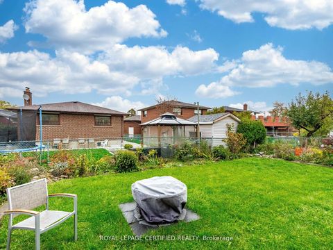 Photo 46 at 7497 Middleshire Drive, Malton, Mississauga