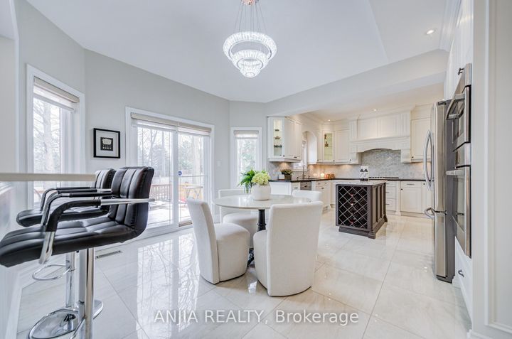 Photo 14 at 91 Reansbury Crescent, Cachet, Markham