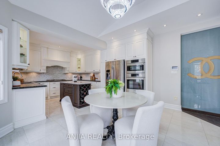 Photo 16 at 91 Reansbury Crescent, Cachet, Markham