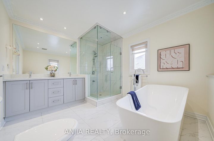 Photo 25 at 91 Reansbury Crescent, Cachet, Markham