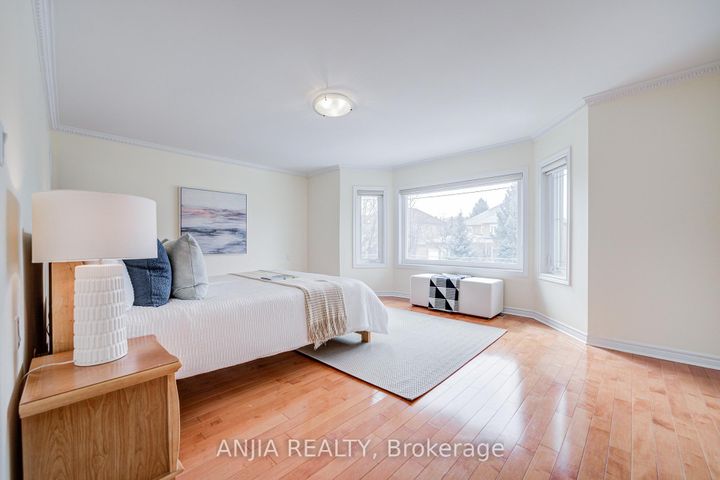 Photo 31 at 91 Reansbury Crescent, Cachet, Markham