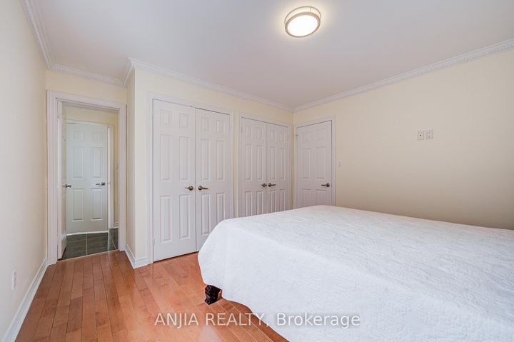 Photo 34 at 91 Reansbury Crescent, Cachet, Markham