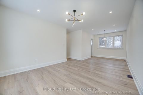 Photo 11 at 73 Berkinshaw Crescent, Don Mills, Toronto
