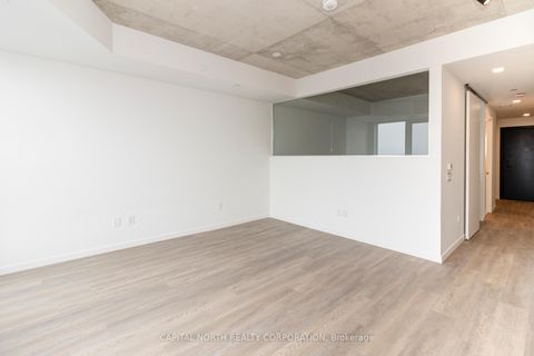 Photo 10 at 709 - 689 The Queensway, Queensway, Toronto