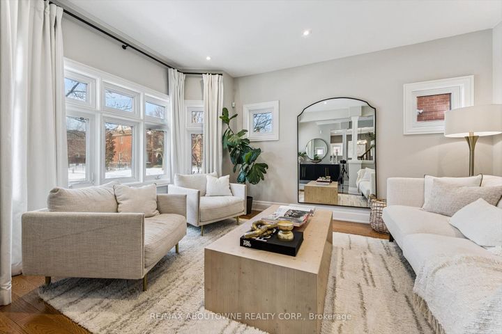 Photo 6 at 256 Lexington Road, RO River Oaks, Oakville