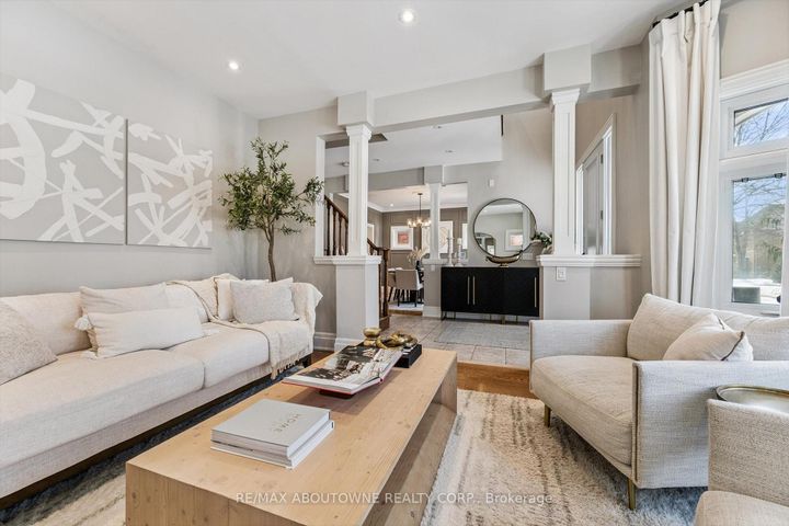 Photo 7 at 256 Lexington Road, RO River Oaks, Oakville