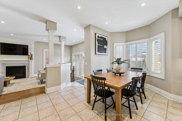 Photo 11 at 256 Lexington Road, RO River Oaks, Oakville