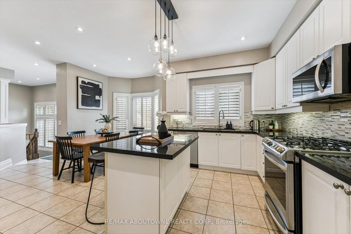 Photo 15 at 256 Lexington Road, RO River Oaks, Oakville