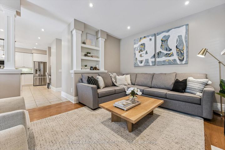 Photo 18 at 256 Lexington Road, RO River Oaks, Oakville