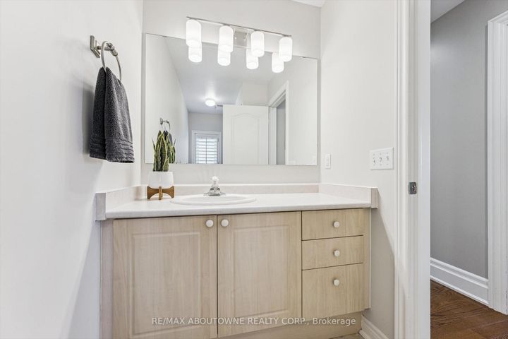 Photo 35 at 256 Lexington Road, RO River Oaks, Oakville