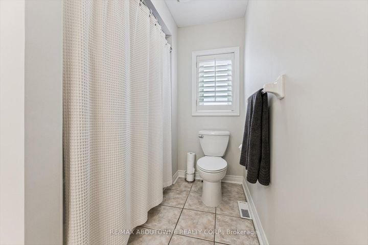 Photo 36 at 256 Lexington Road, RO River Oaks, Oakville