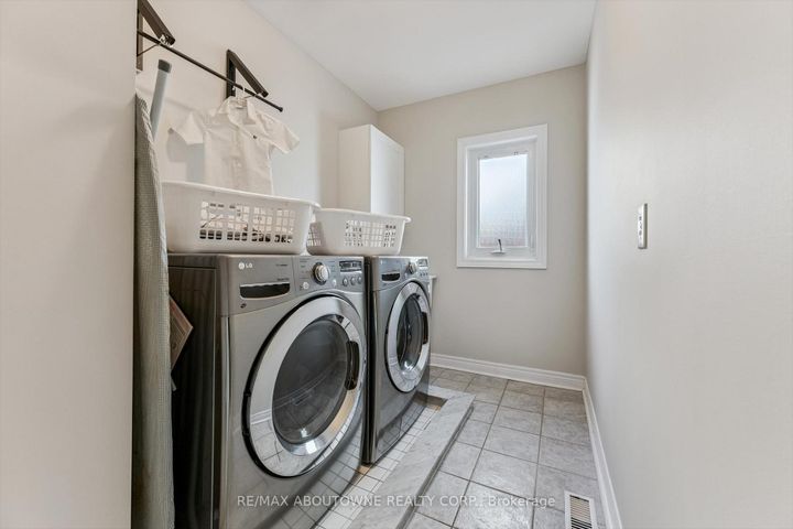 Photo 37 at 256 Lexington Road, RO River Oaks, Oakville