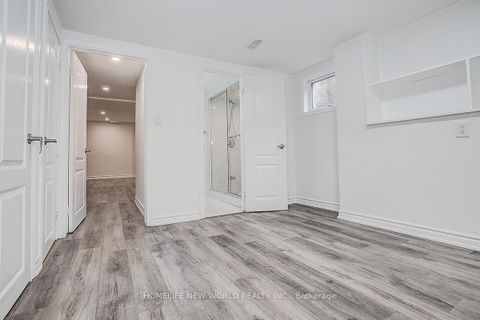 Photo 26 at 715 Irwin Crescent, Leslie Valley, Newmarket