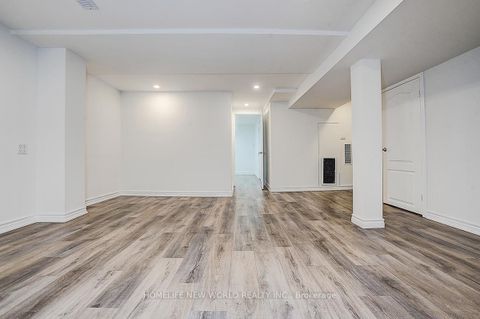 Photo 27 at 715 Irwin Crescent, Leslie Valley, Newmarket