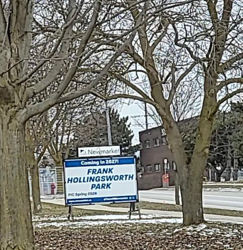 Photo 31 at 715 Irwin Crescent, Leslie Valley, Newmarket