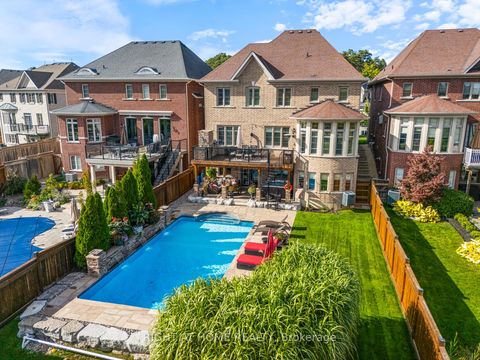 Photo 7 at 126 Vines Place, Bayview Southeast, Aurora