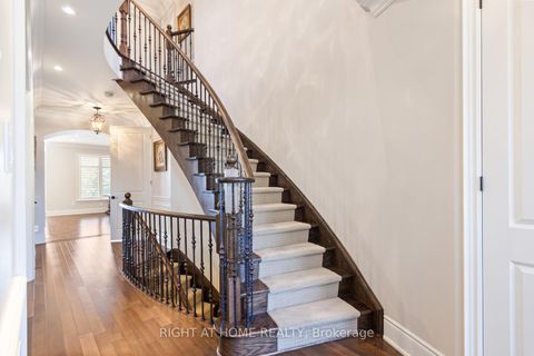 Photo 24 at 126 Vines Place, Bayview Southeast, Aurora