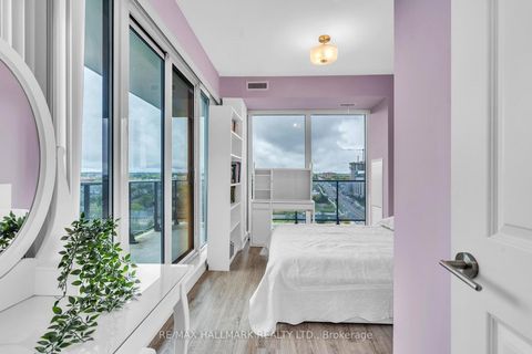 Photo 15 at 1609A - 9608 Yonge Street, North Richvale, Richmond Hill