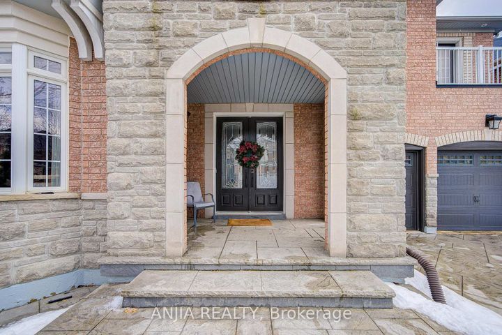 Photo 1 at 10 Golden Meadow Drive, Wismer, Markham