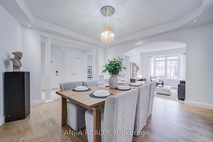 Photo 12 at 10 Golden Meadow Drive, Wismer, Markham