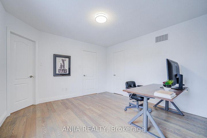 Photo 41 at 10 Golden Meadow Drive, Wismer, Markham