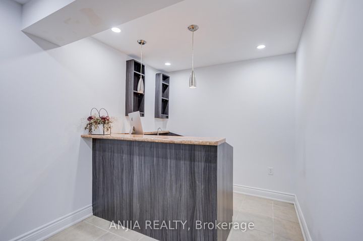 Photo 45 at 10 Golden Meadow Drive, Wismer, Markham