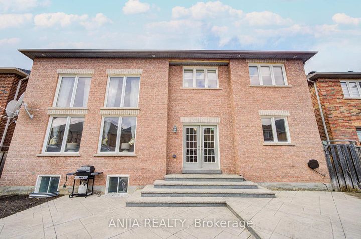 Photo 49 at 10 Golden Meadow Drive, Wismer, Markham