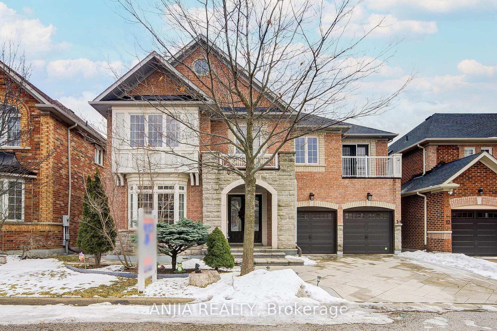 10 Golden Meadow Drive, Wismer, Markham 2