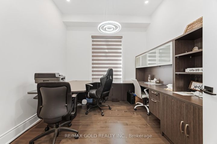 Photo 17 at 37 Midmorning Road, Northwest Brampton, Brampton